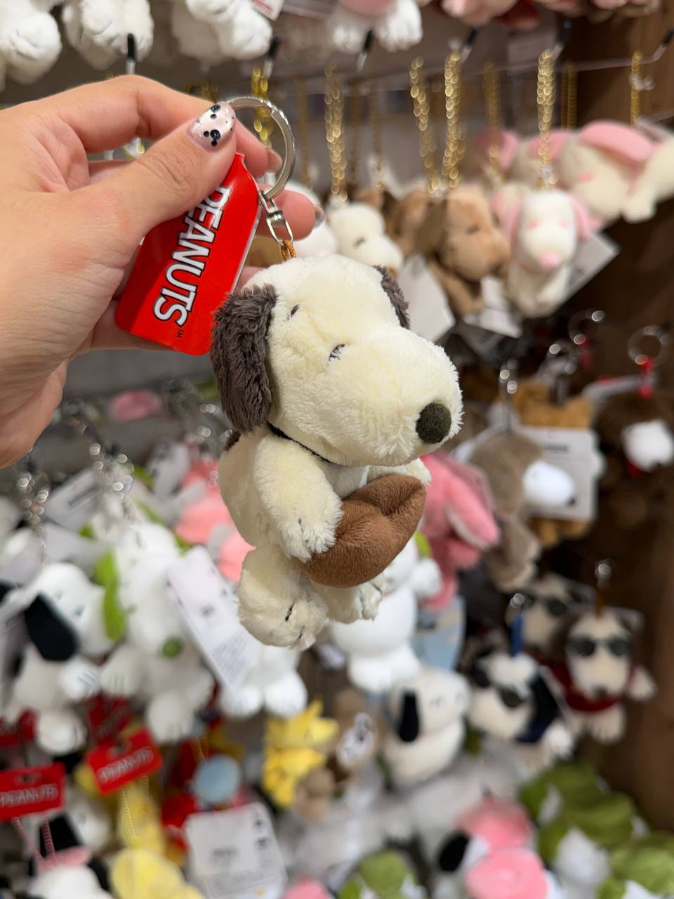 Llavero Snoopy con Peluche y Aro Metálico