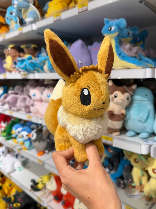 Peluche Eevee Pecho Crema Pokémon
