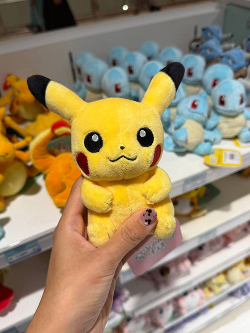 Peluche Pikachu Sentado