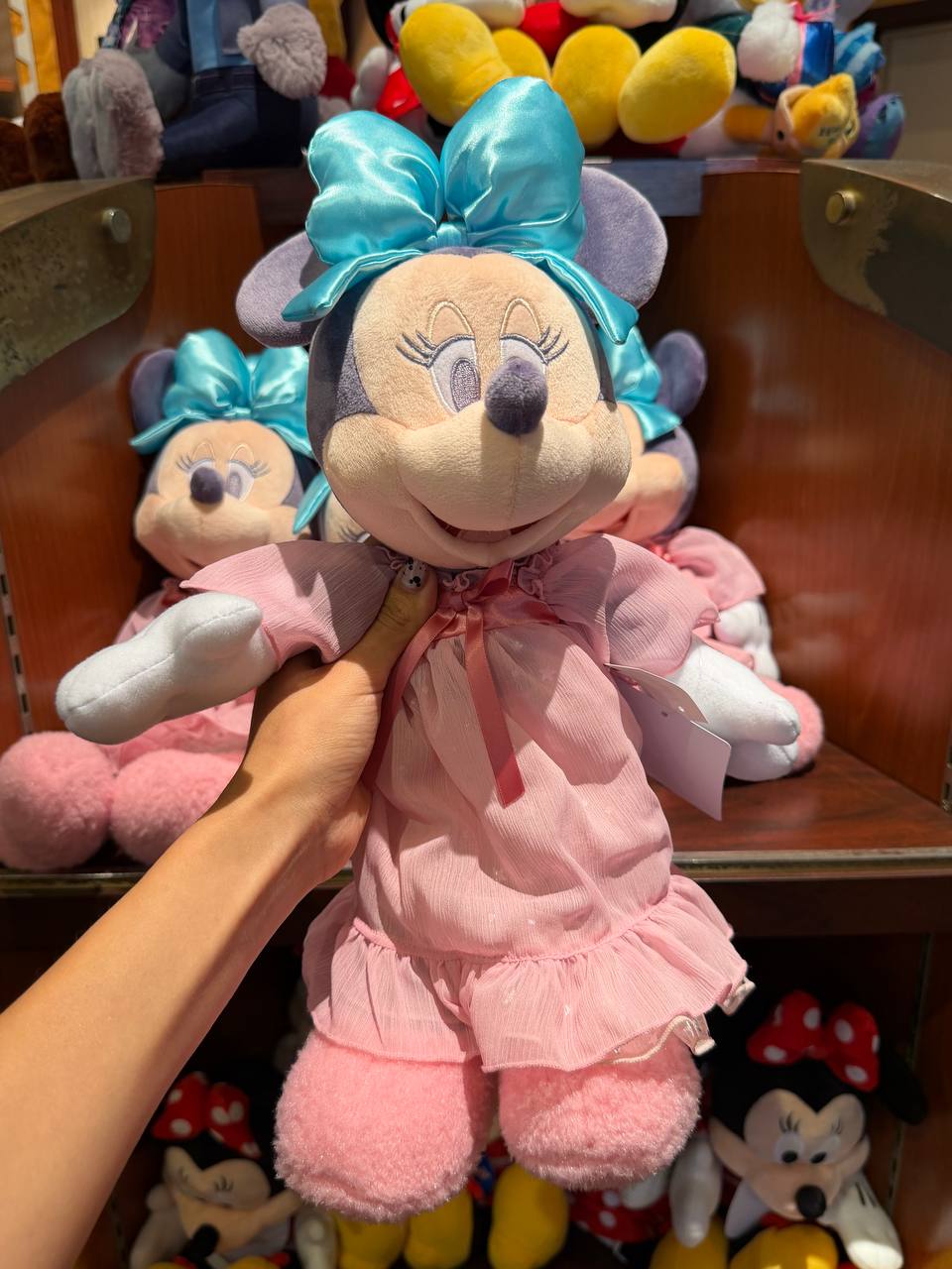 Peluche Minnie Vestido Rosado y Lazo Turquesa