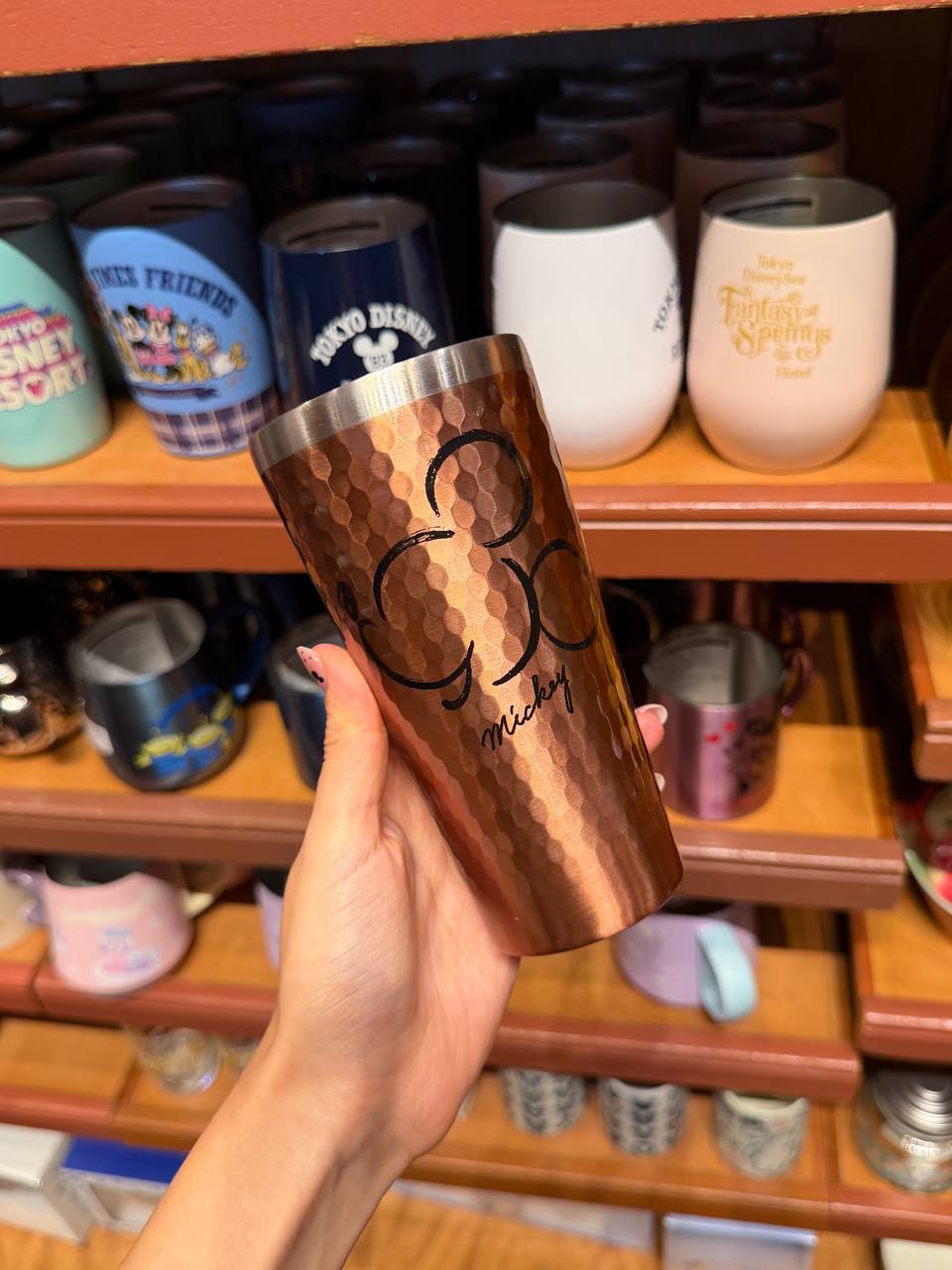 Taza Térmica Mickey con Textura Cobriza