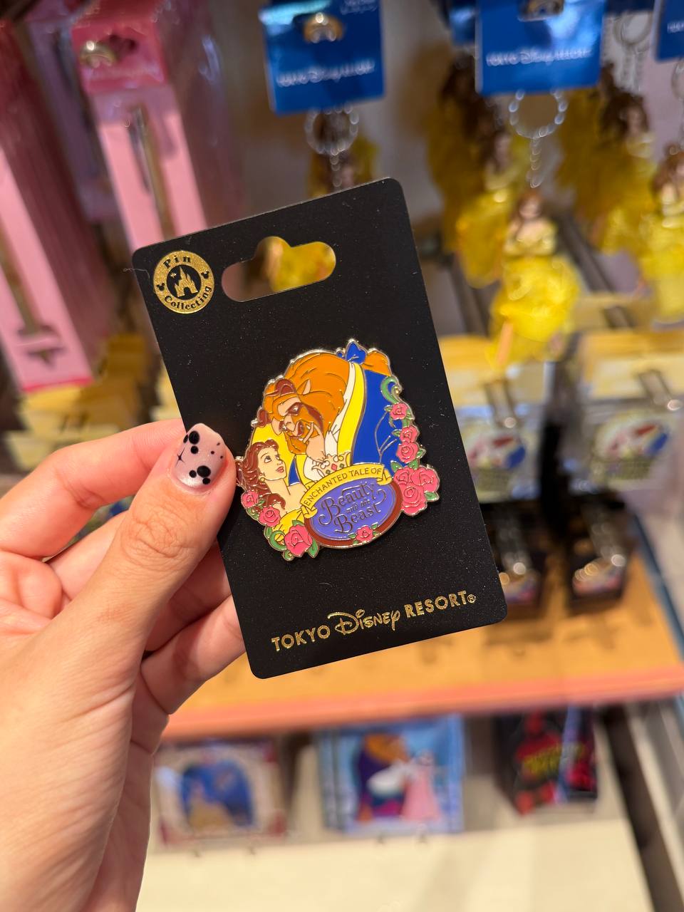 Pin Bella y la Bestia Rosas Tokyo Disney Resort