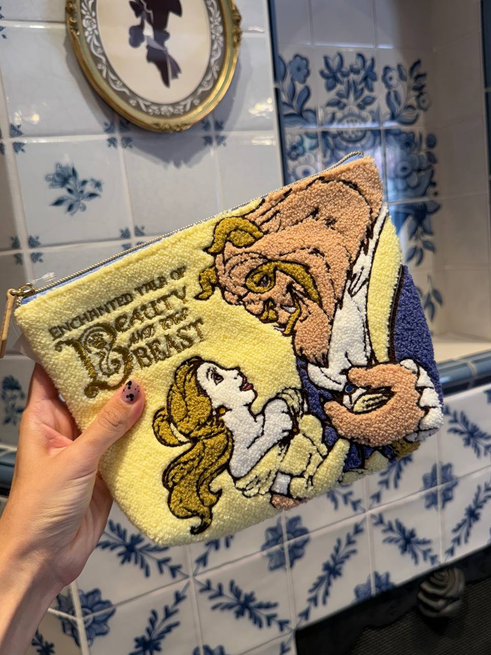 Estuche Bordado Bella y Bestia