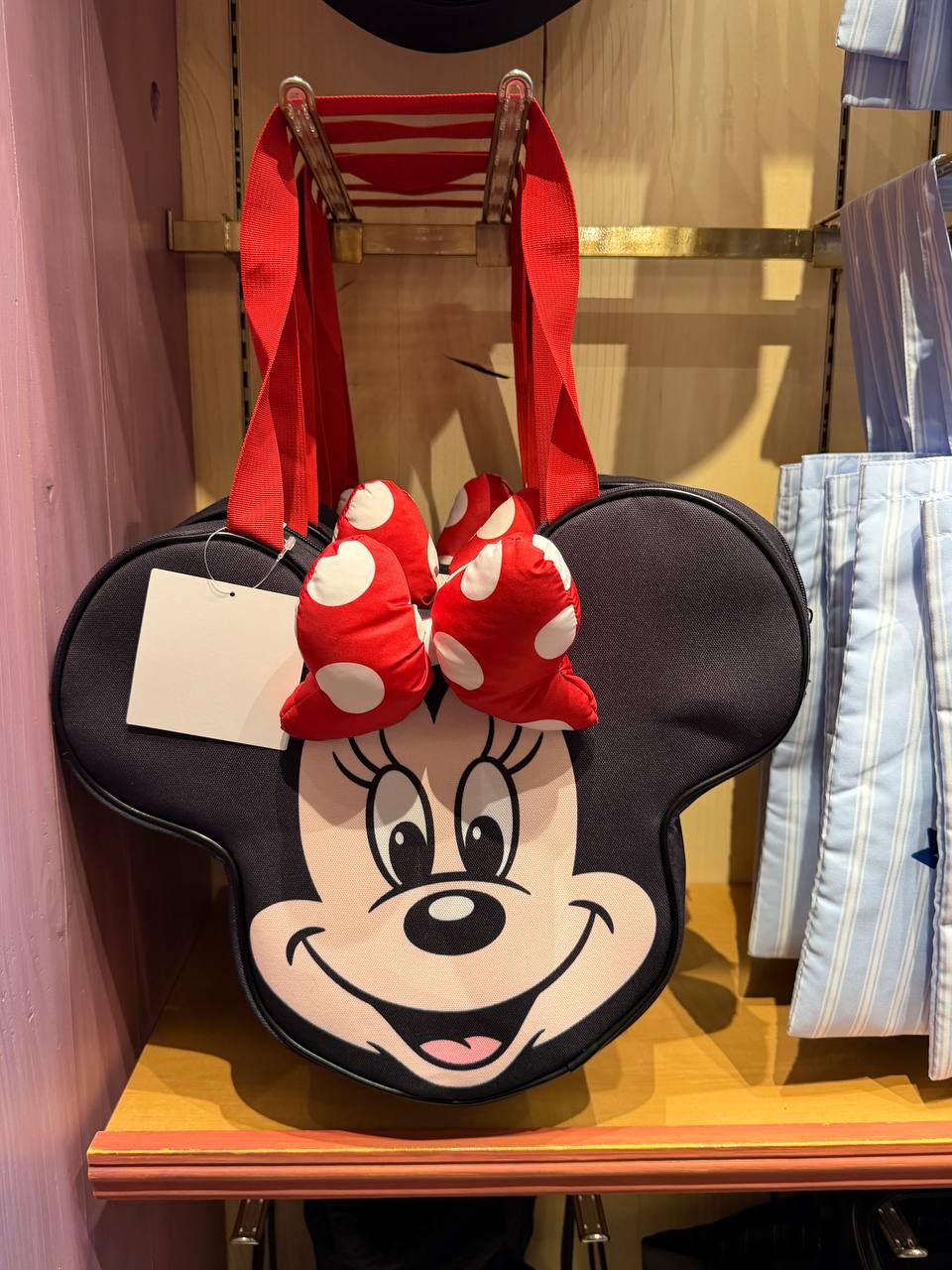 Bolso Minnie Tokyo con Lazo Rojo