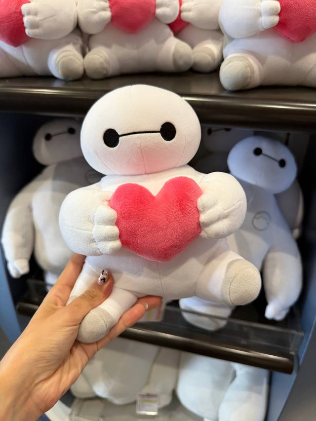 Peluche Baymax con Corazón