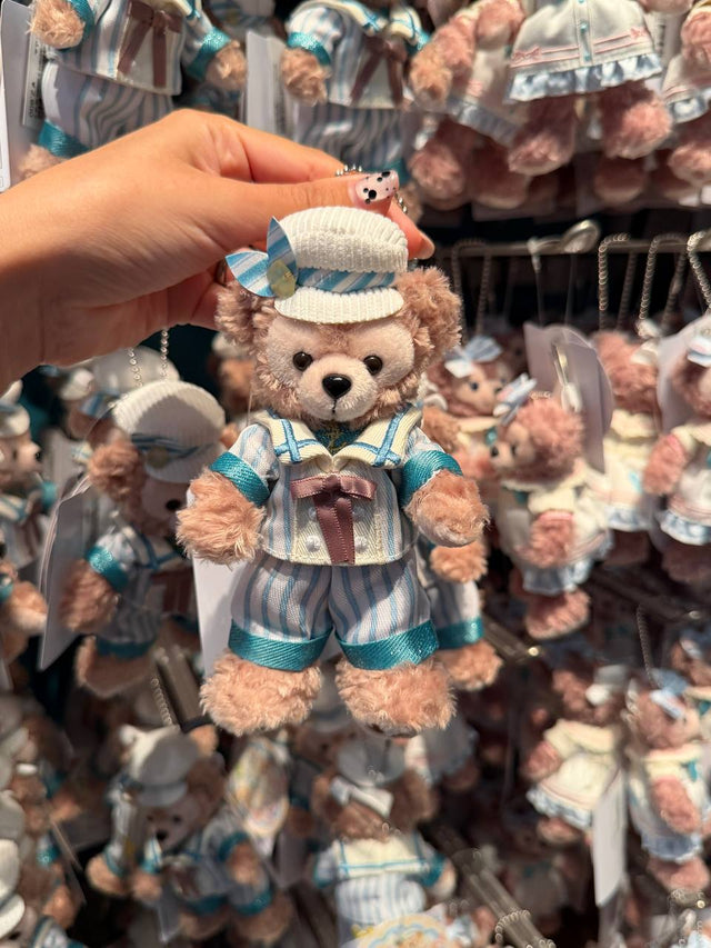 Llavero Duffy Marinero Azul y Rosado