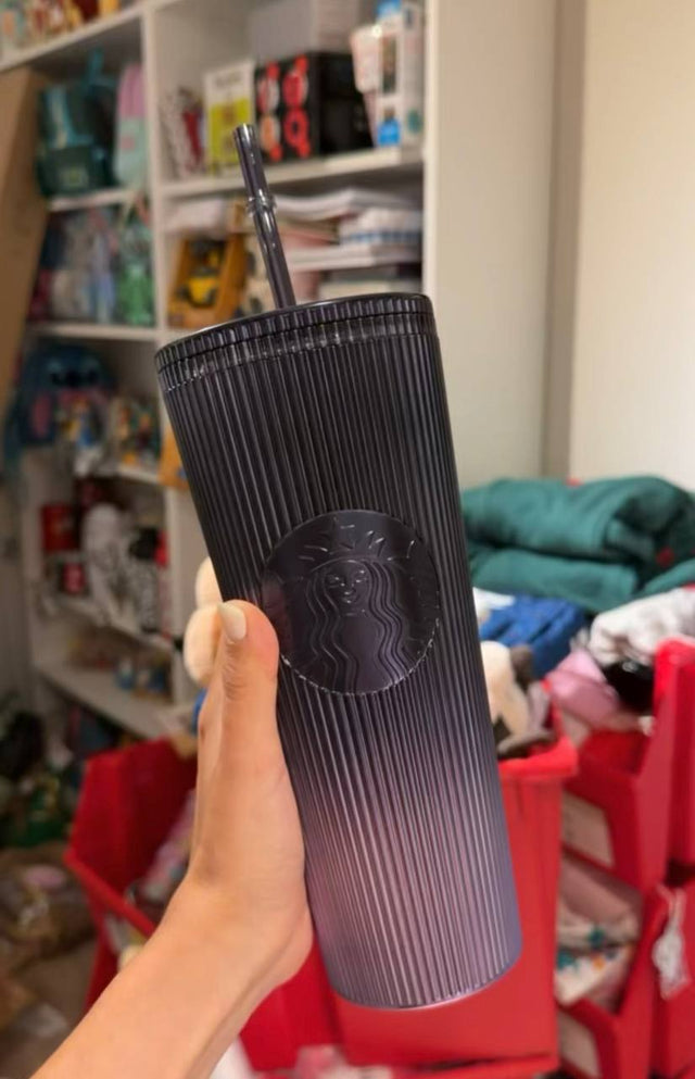 Vaso Disney x Starbucks Morado con Bombilla