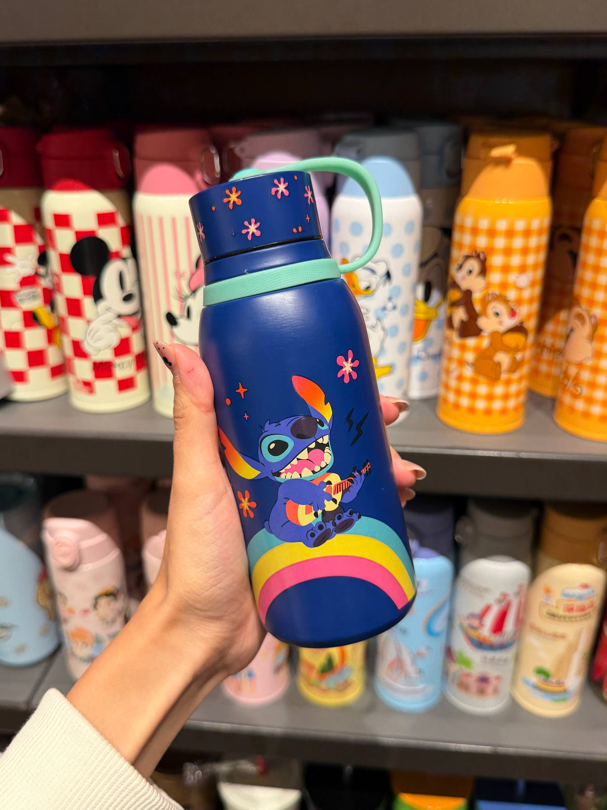 Botella Térmica Stitch con Flores y Arcoíris