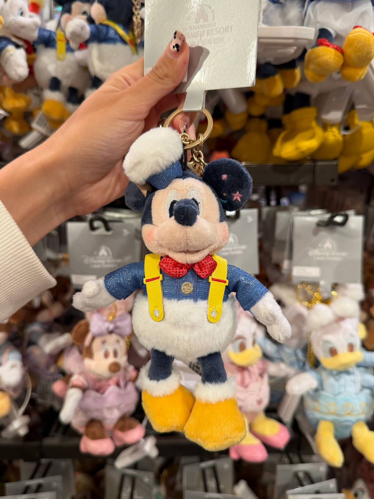 Llavero Mickey como Donald con Tirantes Amarillos