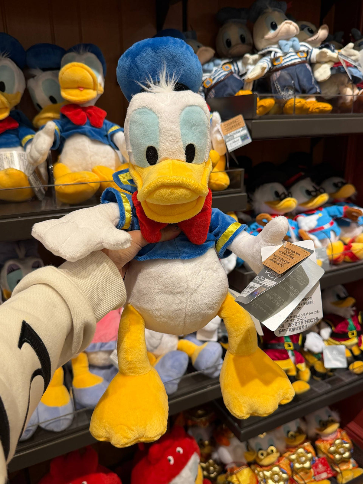 Peluche Donald con Traje Marinero Mediano