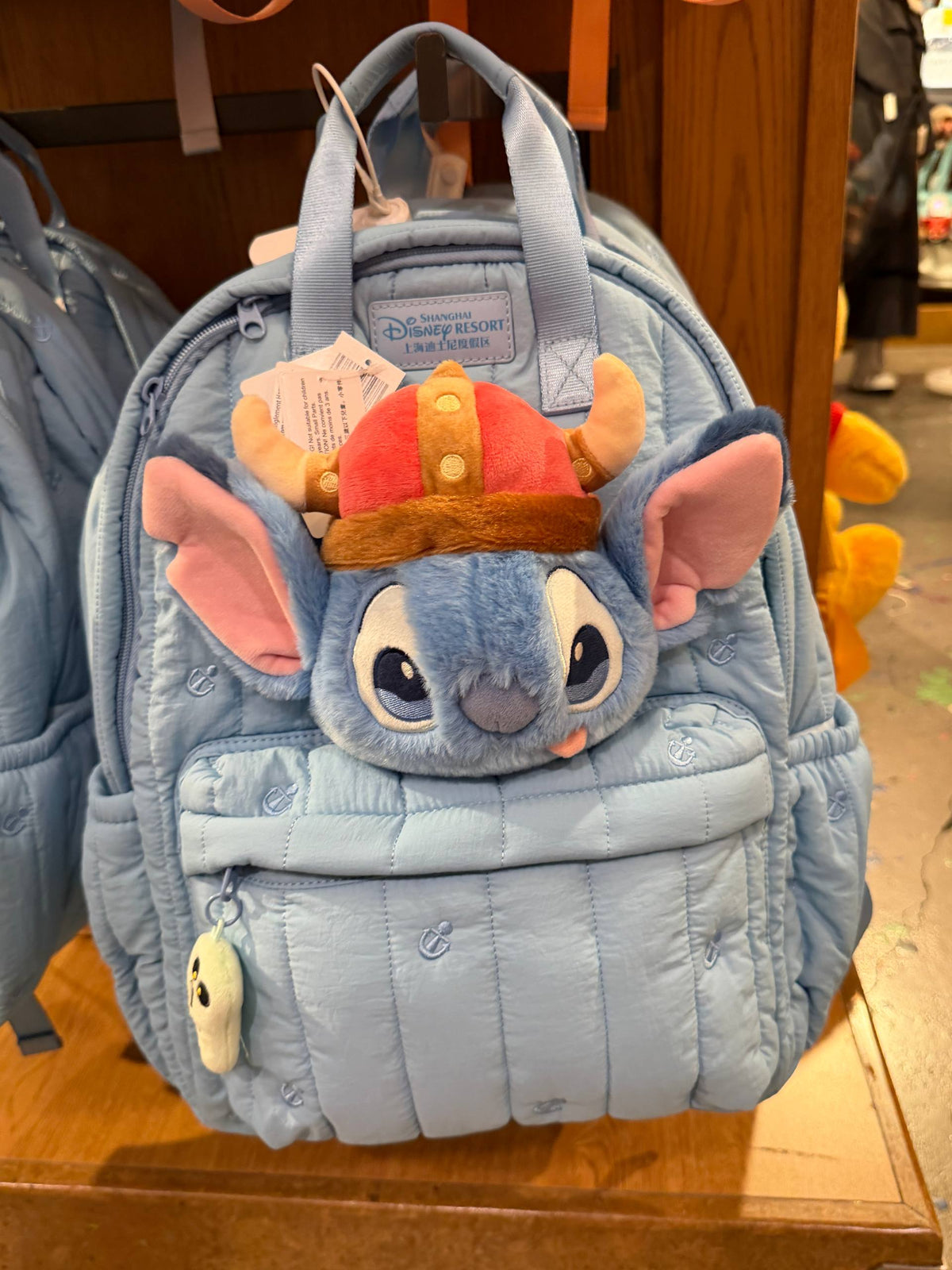 Mochila Stitch Shanghai Disney con Rostro de Peluche
