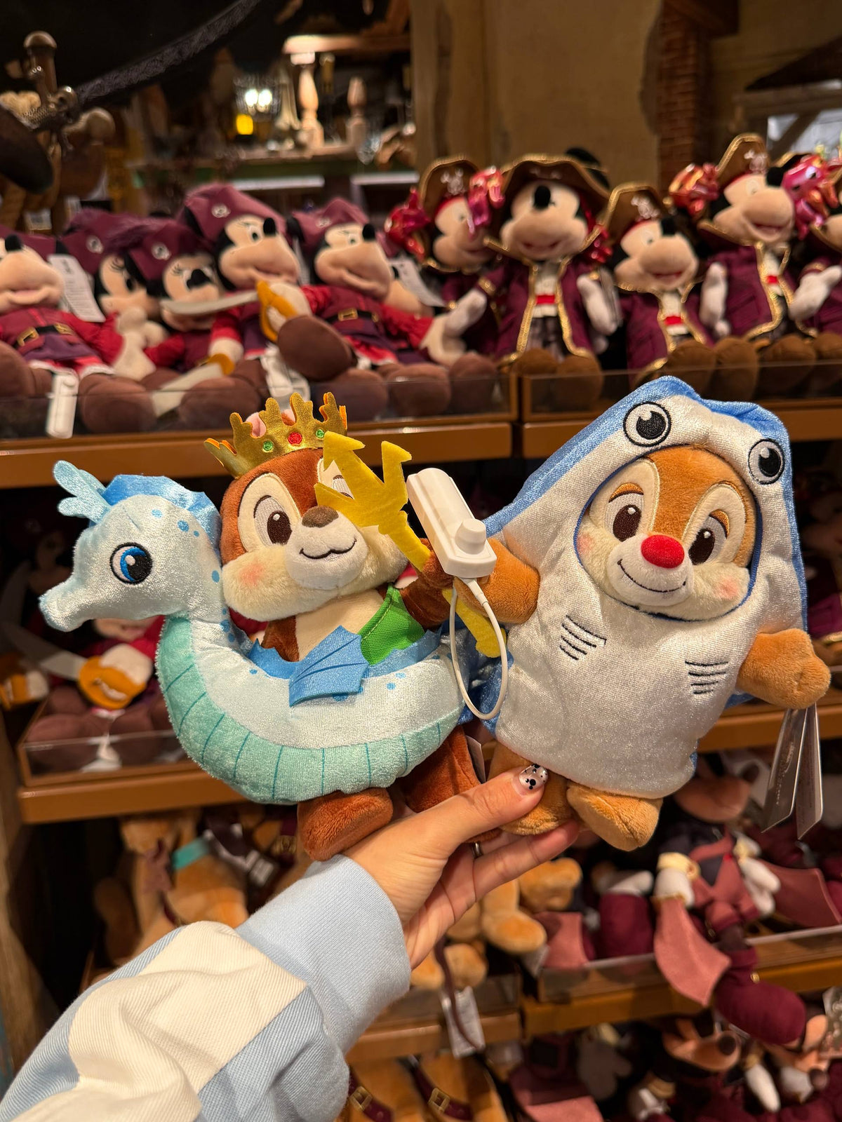Peluche Chip y Dale con Disfraces