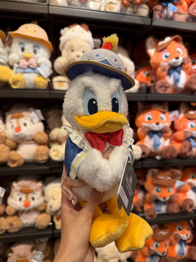 Peluche Donald con Sombrero y Moño Rojo