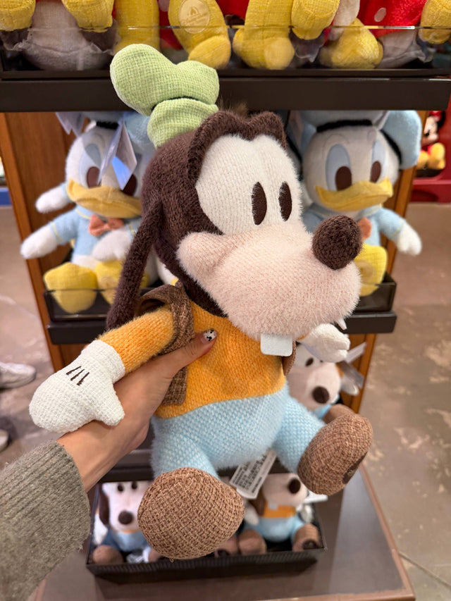 Peluche Goofy con Pantalón Celeste