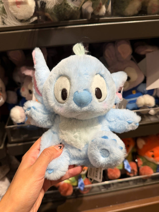 Peluche Stitch en Movimiento