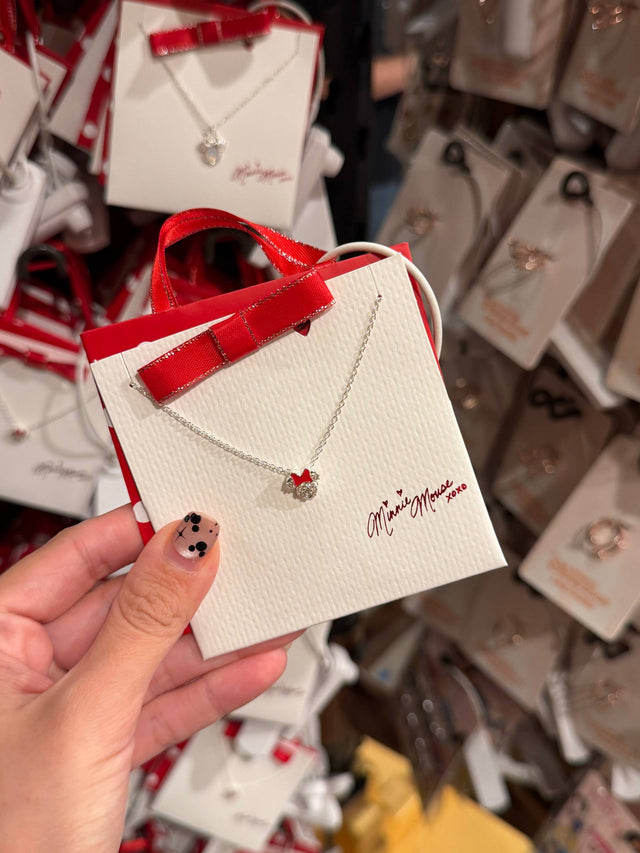 Collar Minnie con Colgante y Lazo Rojo