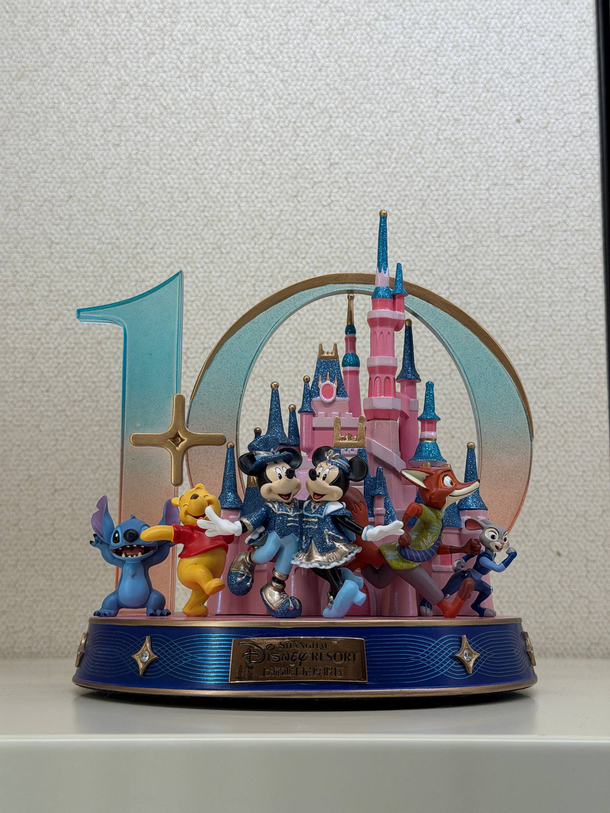 Figura Mickey y Minnie Disney 10.º Aniversario con Castillo