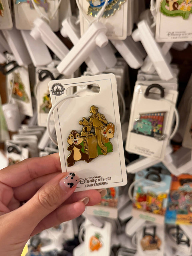 Pin Chip y Dale Dorado Disney