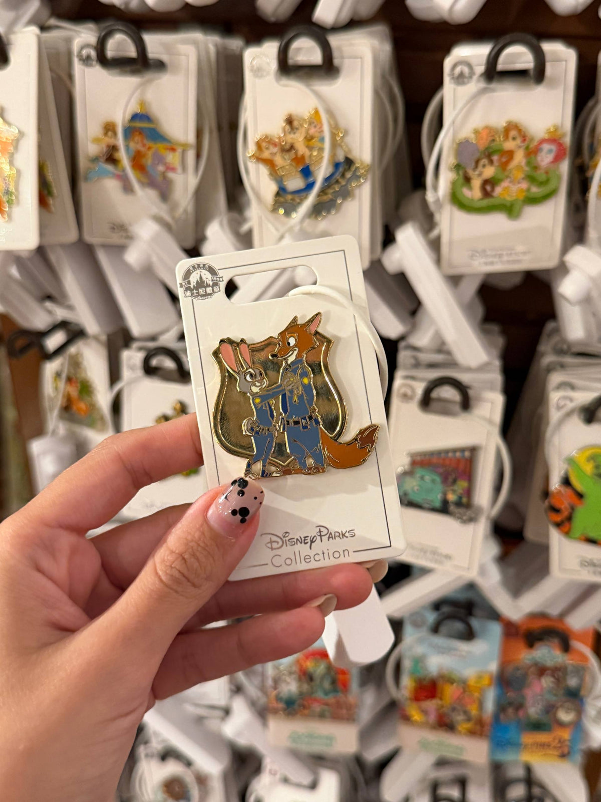 Pin Zootopia Judy y Nick