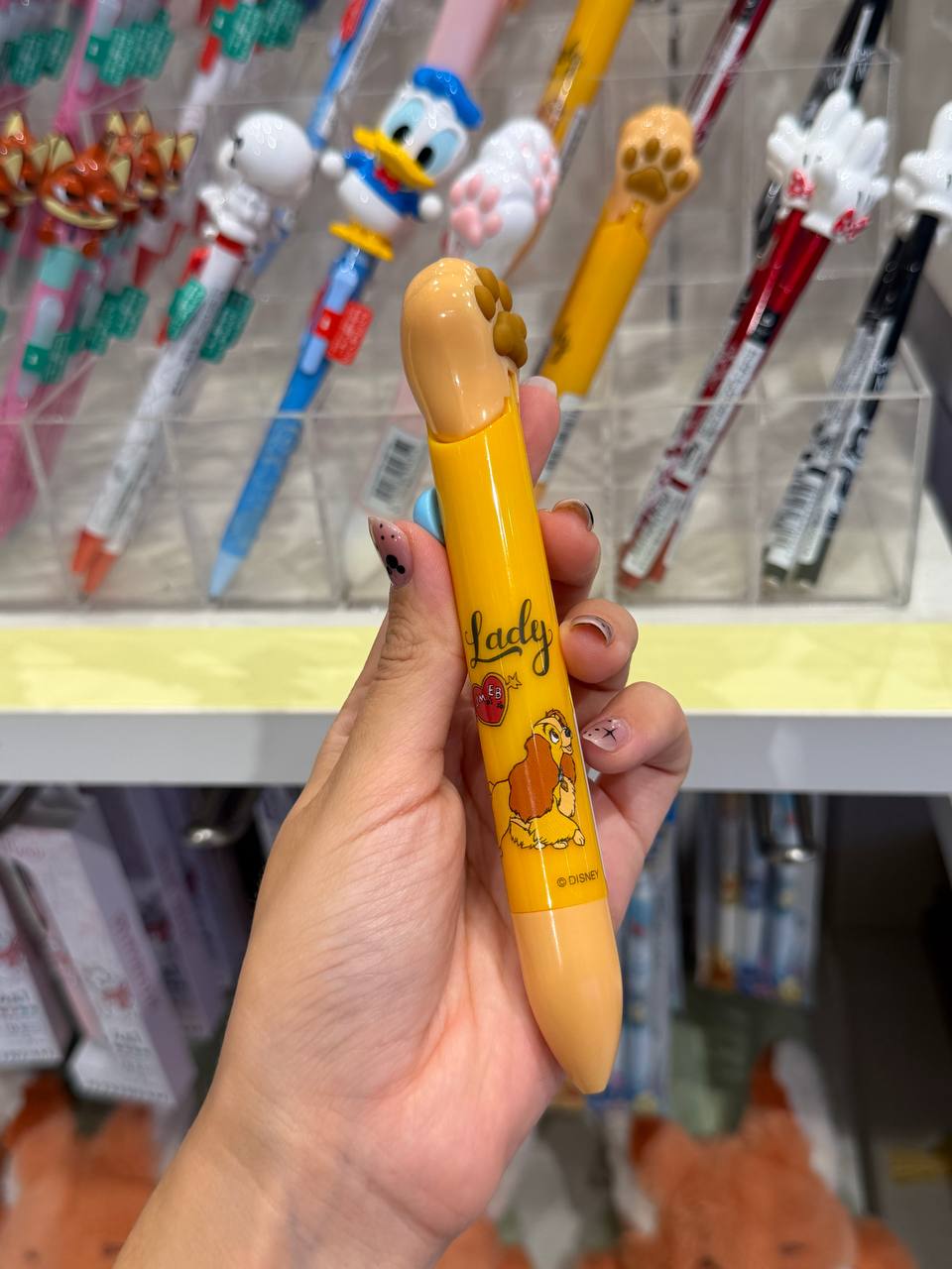 Lápiz Lady con Pata
