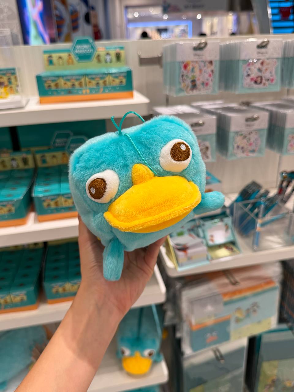 Estuche Perry el Ornitorrinco Peluche