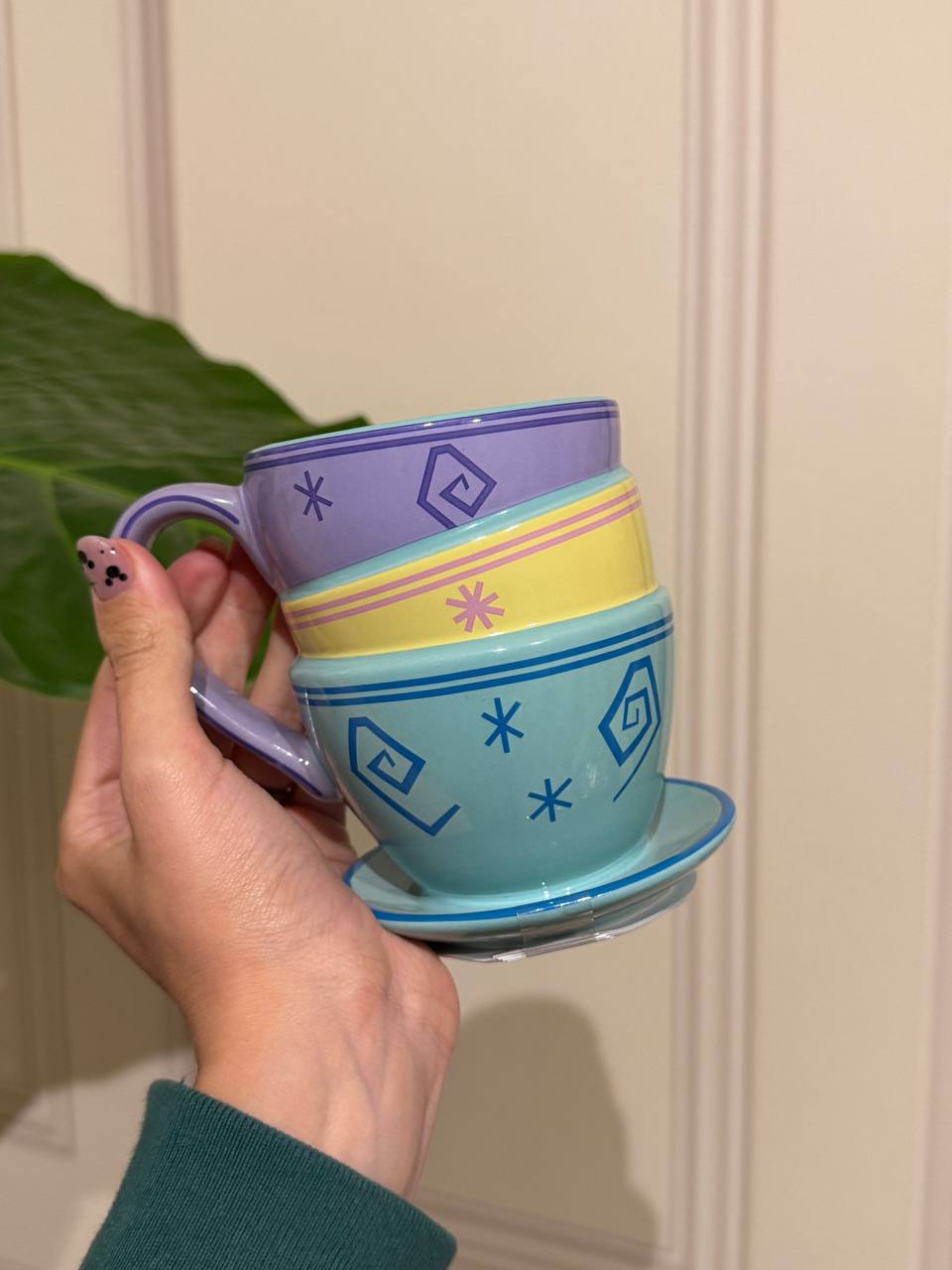 Vela Alicia Spiced Chai Latte Disney