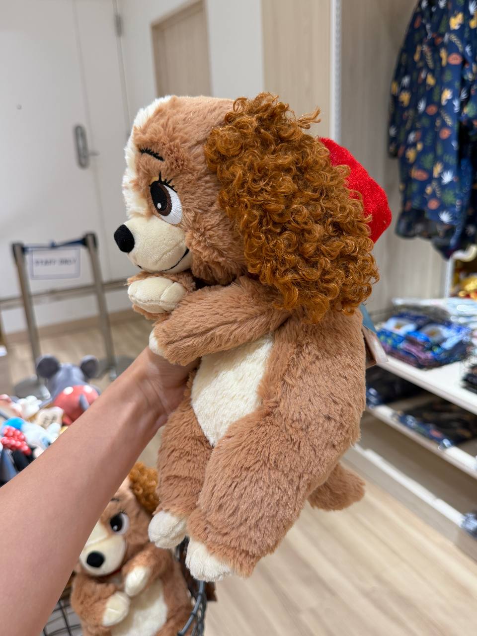 Peluche Lady con Orejas Rizadas