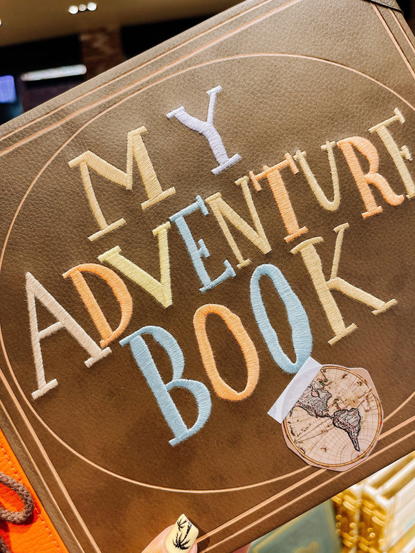 My adventure Book - UP Disney Parks