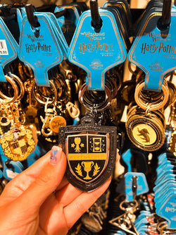 Llavero Harry Potter x Universal Studios - Hufflepuff Trofeo