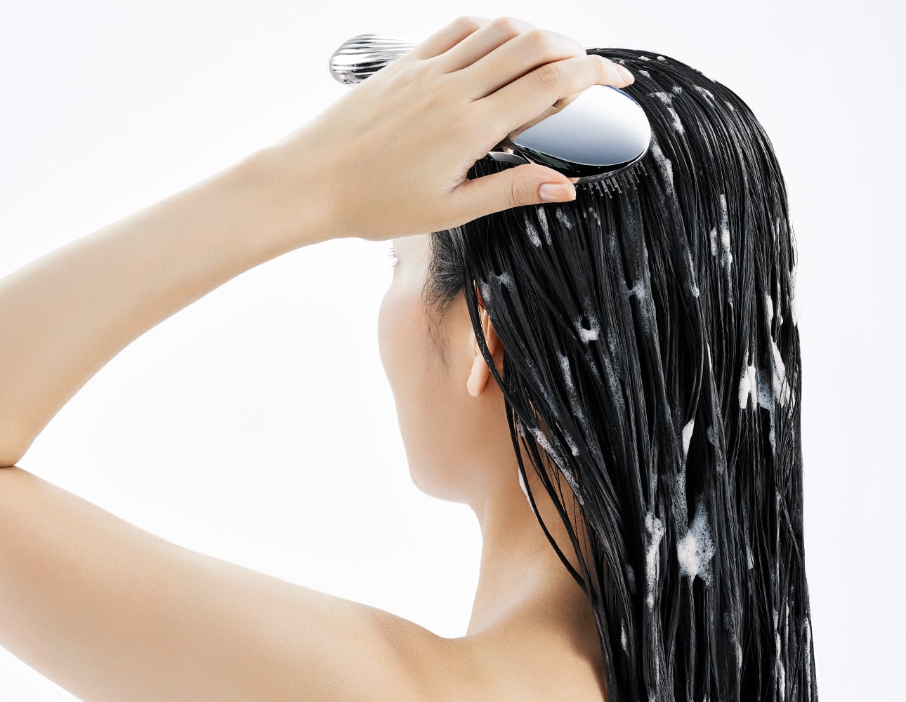 Demostración oficial de Ion Care durante el lavado con shampoo
